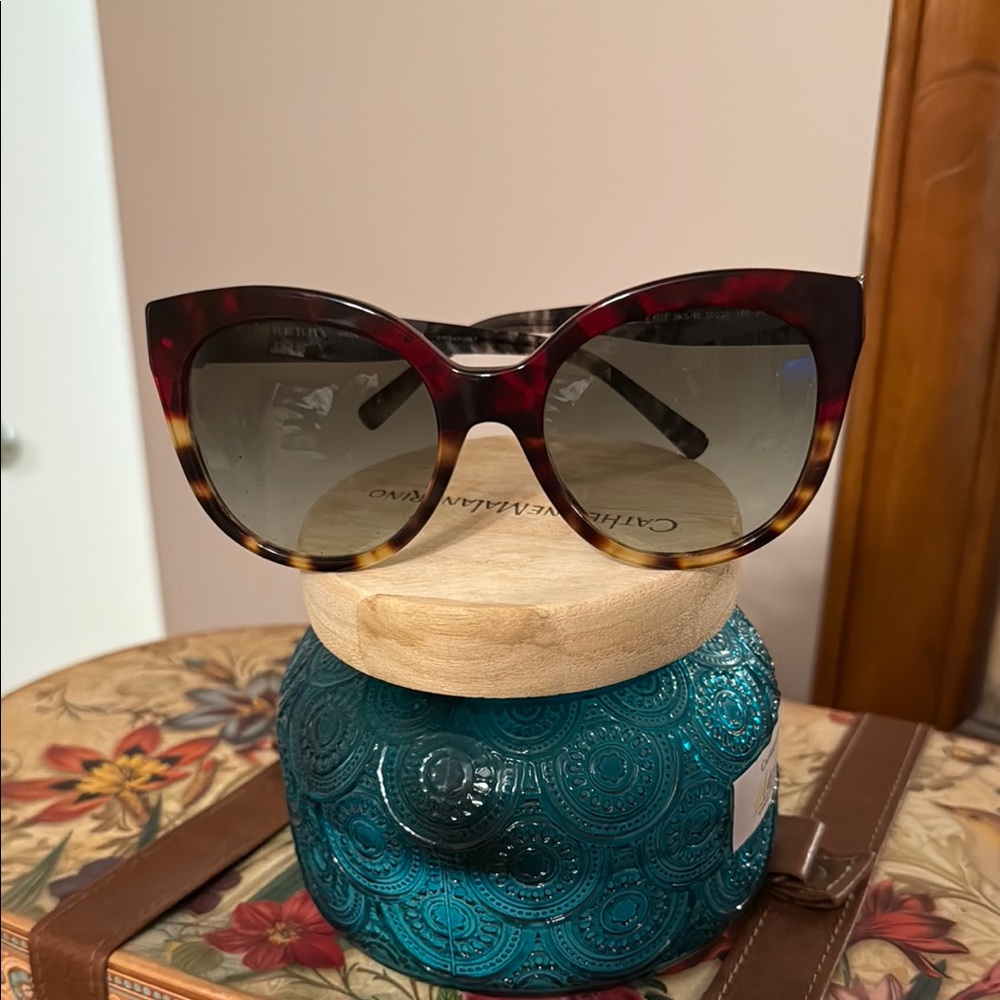 Burberry Cat Eye Sunglasses - Tortoise Shell